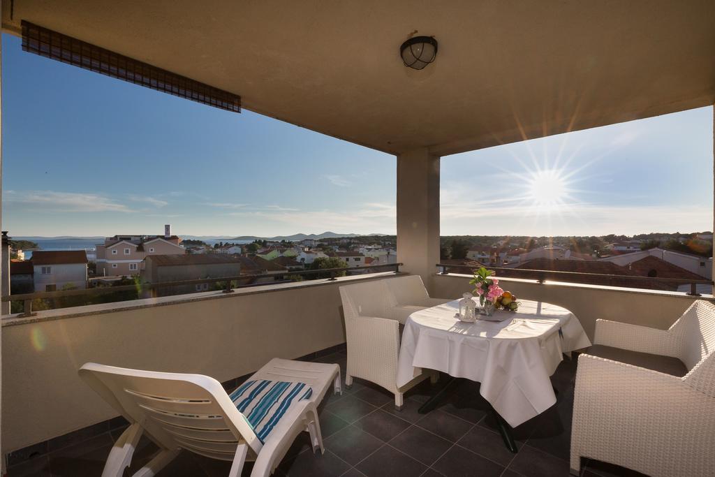 Apartmani Maksan Пакоштане Экстерьер фото