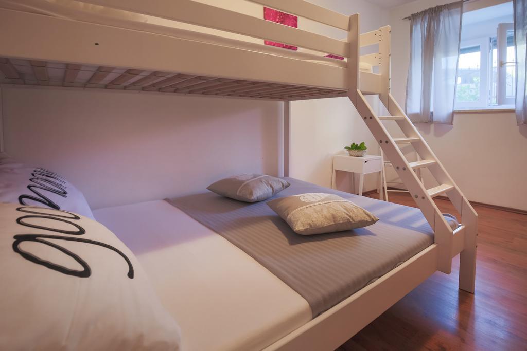 Apartmani Maksan Пакоштане Экстерьер фото